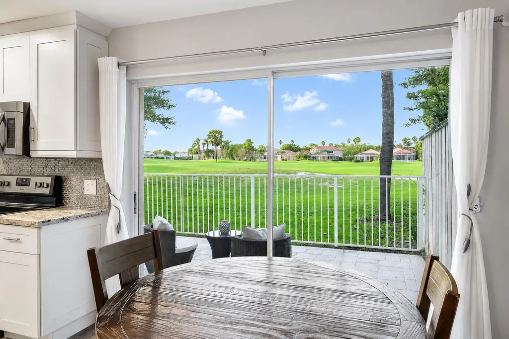 93 Admirals Court Palm Beach Gardens FL 33418