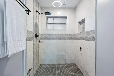93 Admirals Court Palm Beach Gardens FL 33418