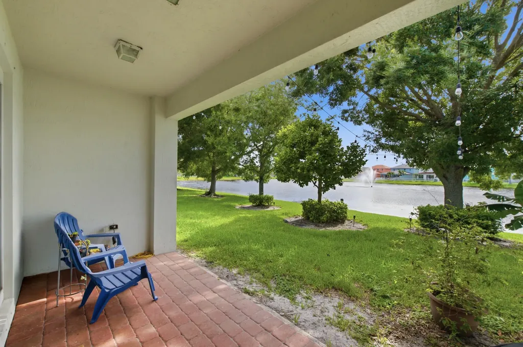732 Belle Grove Lane West Palm Beach FL 33411