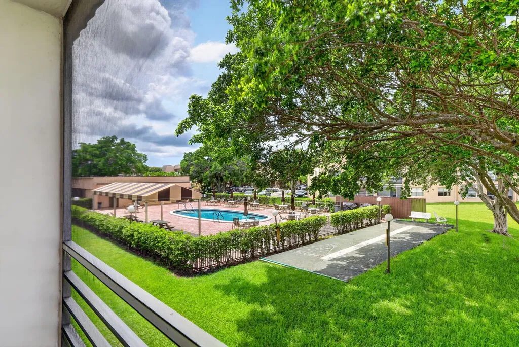 9141 Sunrise Lakes Boulevard Sunrise FL 33322