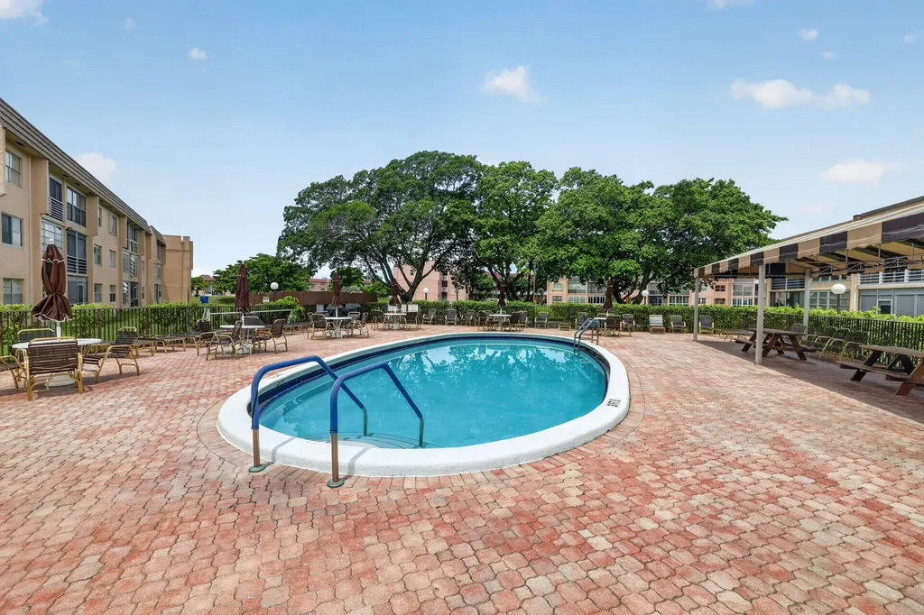 9141 Sunrise Lakes Boulevard Sunrise FL 33322