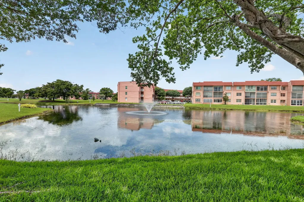 9141 Sunrise Lakes Boulevard Sunrise FL 33322