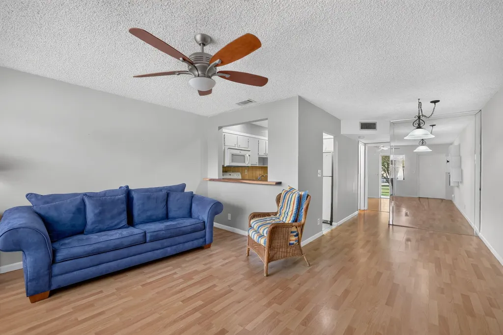 9141 Sunrise Lakes Boulevard Sunrise FL 33322