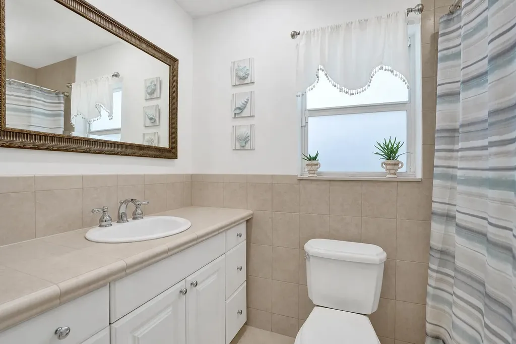 240 SE 3rd Court Pompano Beach FL 33060