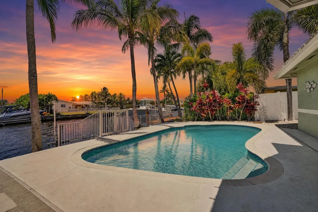240 SE 3rd Court Pompano Beach FL 33060