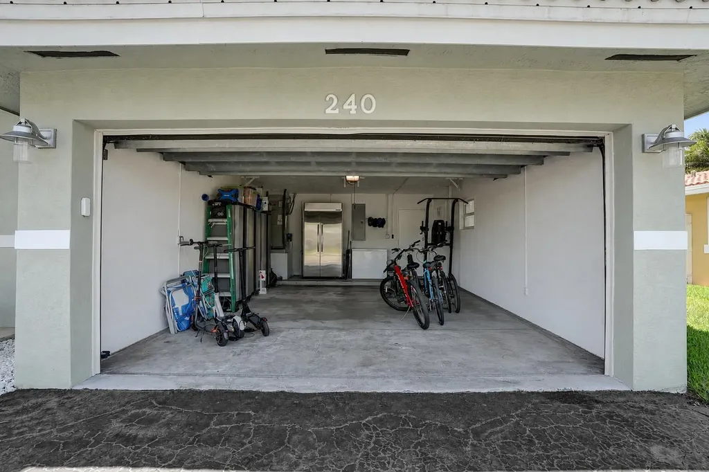 240 SE 3rd Court Pompano Beach FL 33060