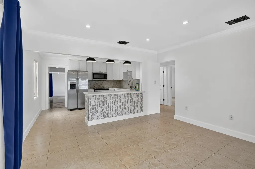 2427 Harding Street Hollywood FL 33020