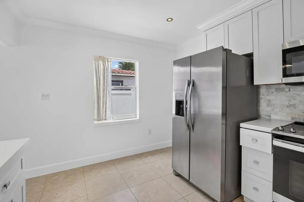 2427 Harding Street Hollywood FL 33020