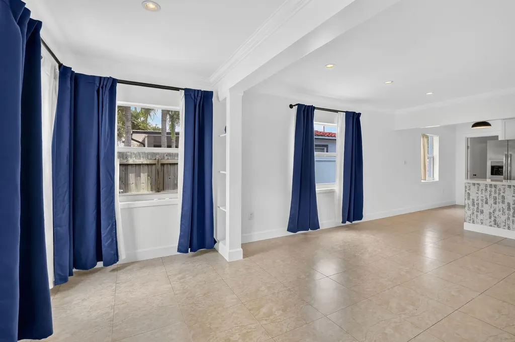2427 Harding Street Hollywood FL 33020