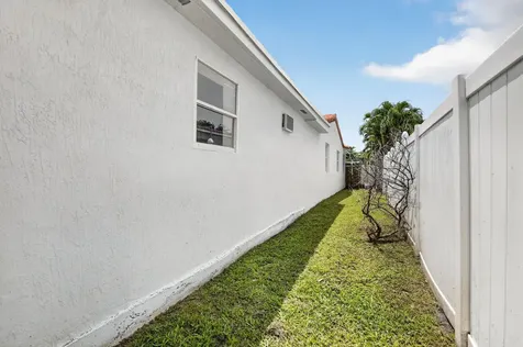 2427 Harding Street Hollywood FL 33020