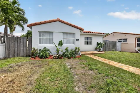 2427 Harding Street Hollywood FL 33020