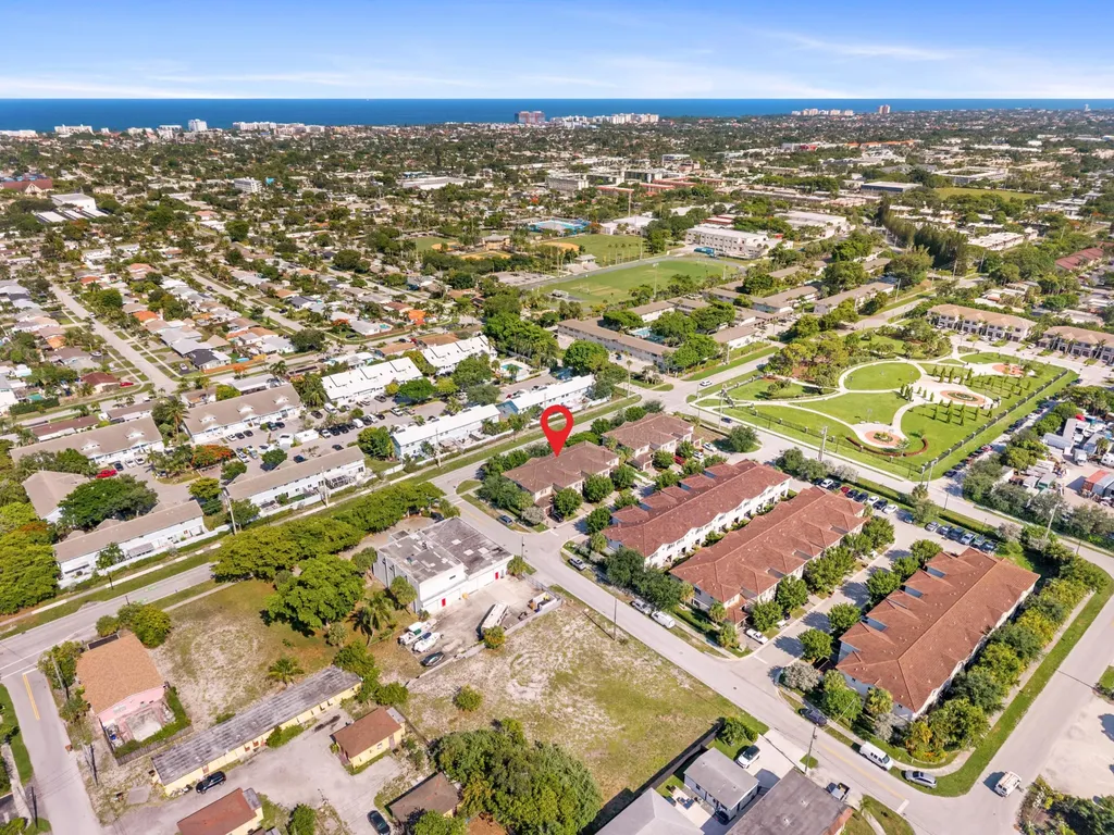 354 SE 1st Way Deerfield Beach FL 33441