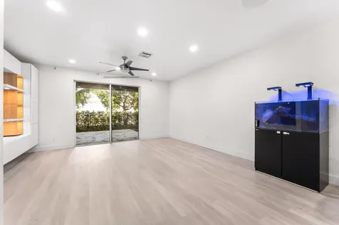 354 SE 1st Way Deerfield Beach FL 33441