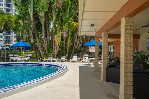 119 NE 19th Court Wilton Manors FL 33305