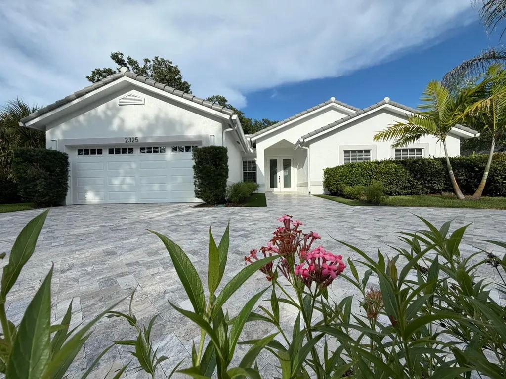 2325 NW 101st Way Coral Springs FL 33065