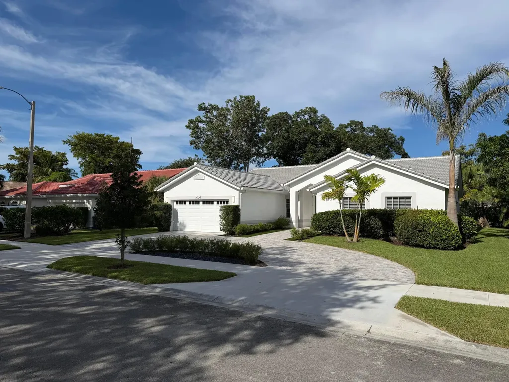 2325 NW 101st Way Coral Springs FL 33065
