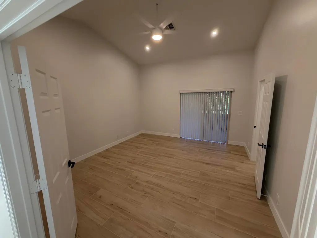 2325 NW 101st Way Coral Springs FL 33065