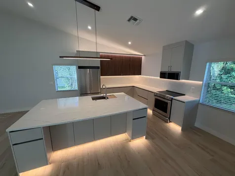 2325 NW 101st Way Coral Springs FL 33065