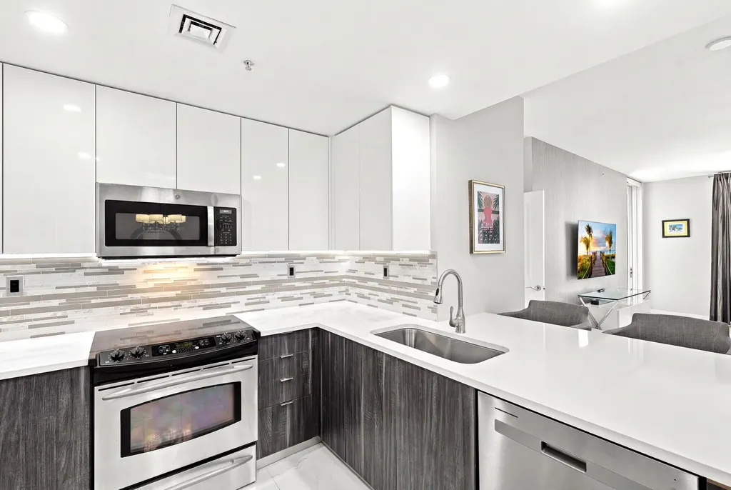 511 SE 5 Avenue Fort Lauderdale FL 33301