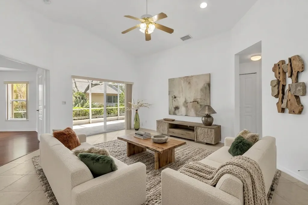 8046 Florenza Drive Boynton Beach FL 33472