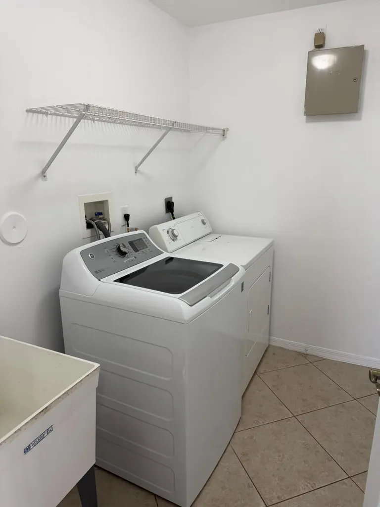 8046 Florenza Drive Boynton Beach FL 33472
