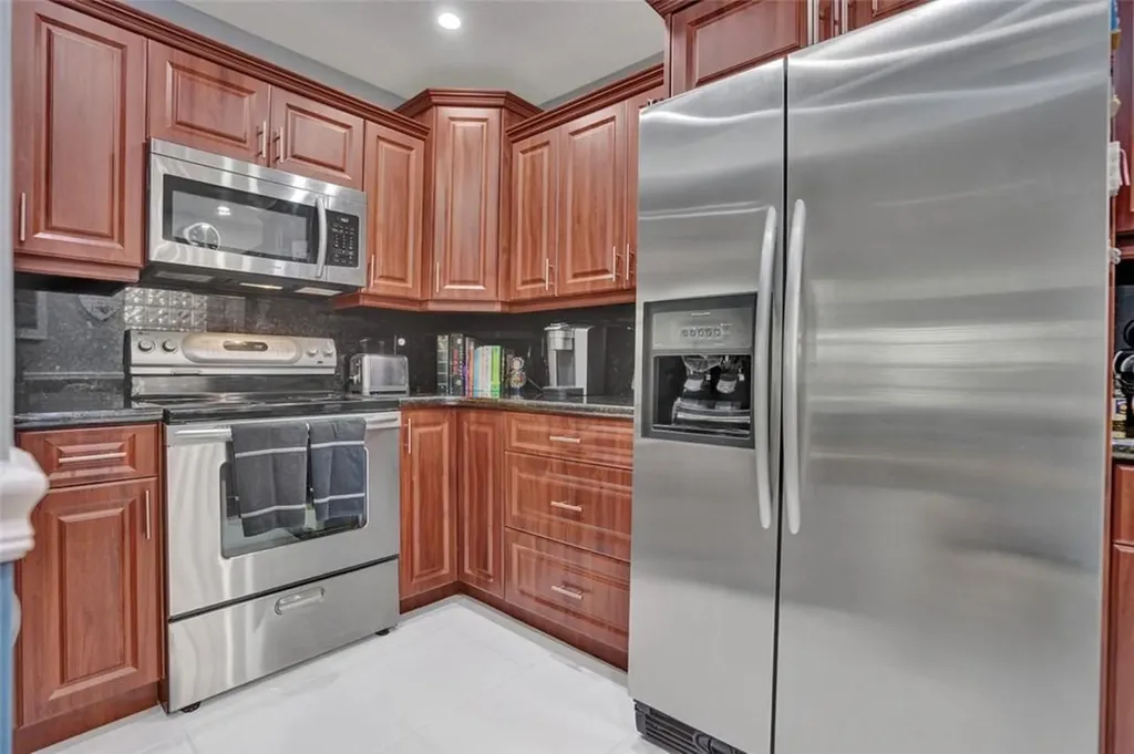 10791 NW 14th Street Plantation FL 33322