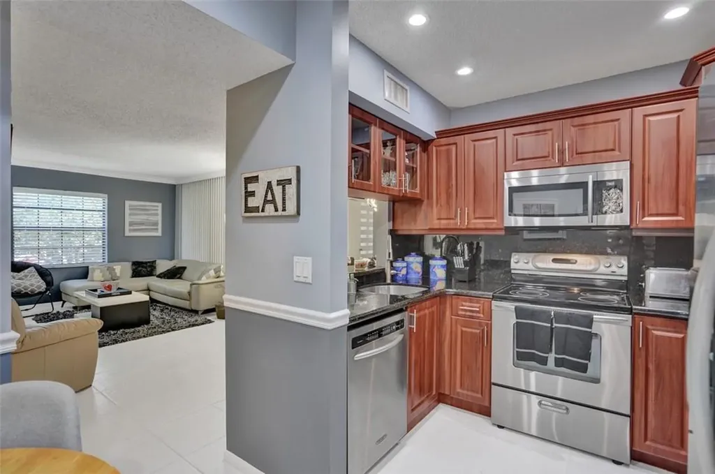 10791 NW 14th Street Plantation FL 33322