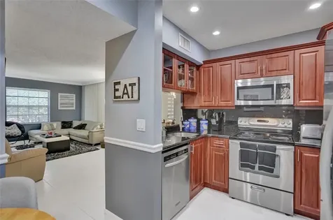 10791 NW 14th Street Plantation FL 33322