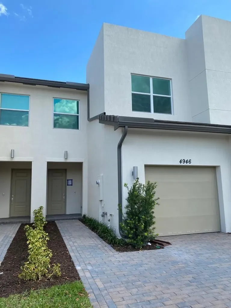 4946 Navali Drive Lake Worth FL 33467