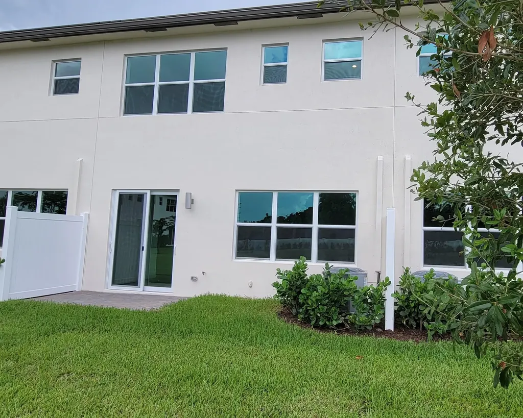 4946 Navali Drive Lake Worth FL 33467