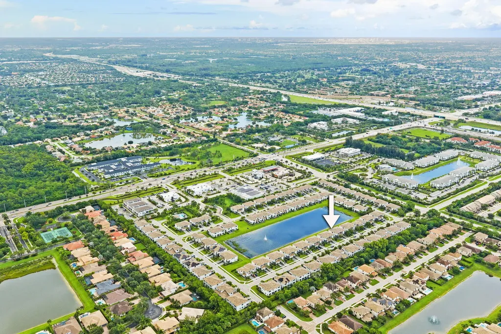 8697 Corvus Lake Worth FL 33467