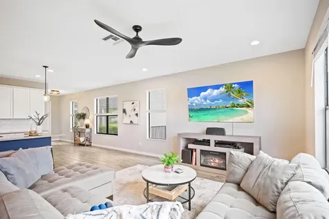 8697 Corvus Lake Worth FL 33467