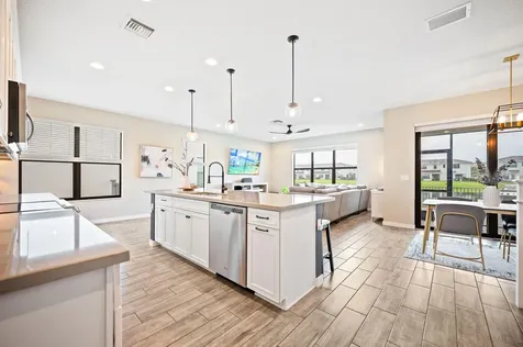 8697 Corvus Lake Worth FL 33467
