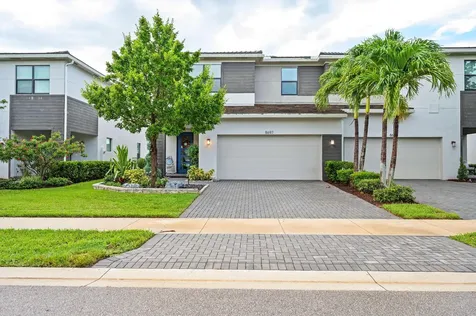 8697 Corvus Lake Worth FL 33467