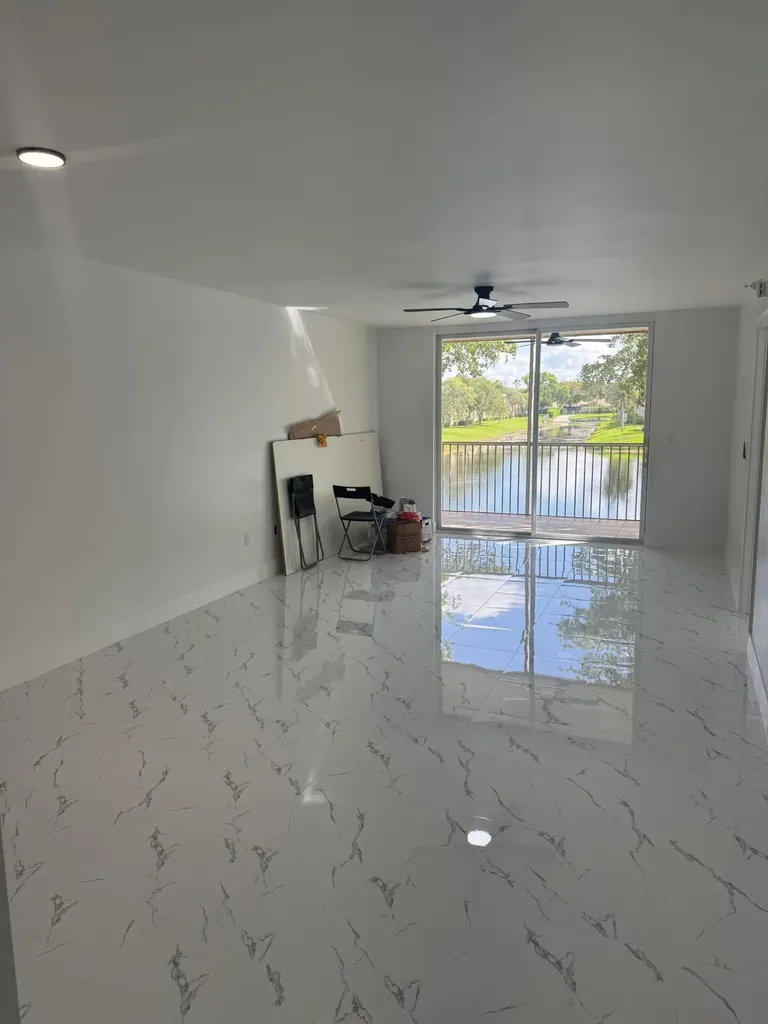 7751 Southampton Terrace Tamarac FL 33321