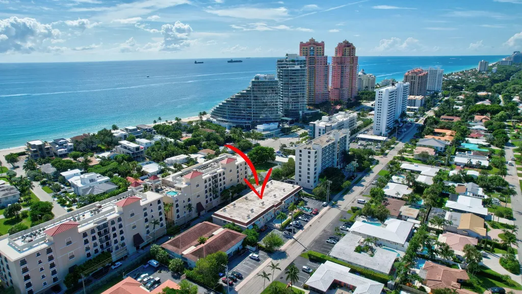 2400 NE 33rd Avenue Fort Lauderdale FL 33305