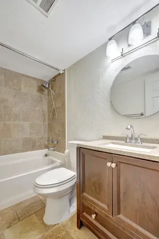 2400 NE 33rd Avenue Fort Lauderdale FL 33305