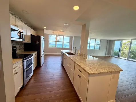 1147 Hillsboro Mile Hillsboro Beach FL 33062