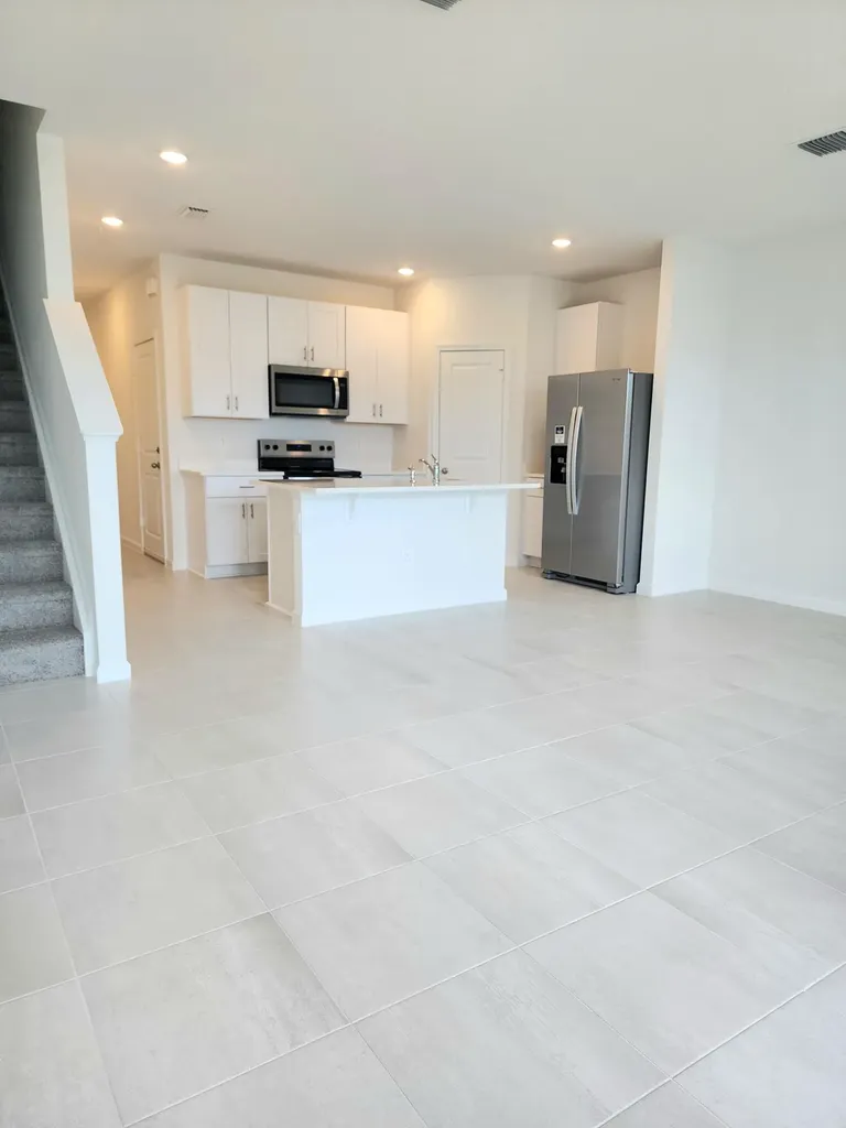 629 Salisbury Circle Fort Pierce FL 34982