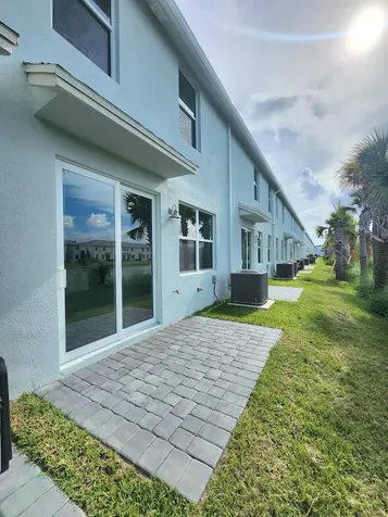 629 Salisbury Circle Fort Pierce FL 34982