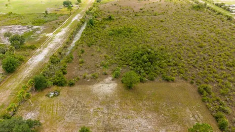 16841 NW 300th Street Okeechobee FL 34972