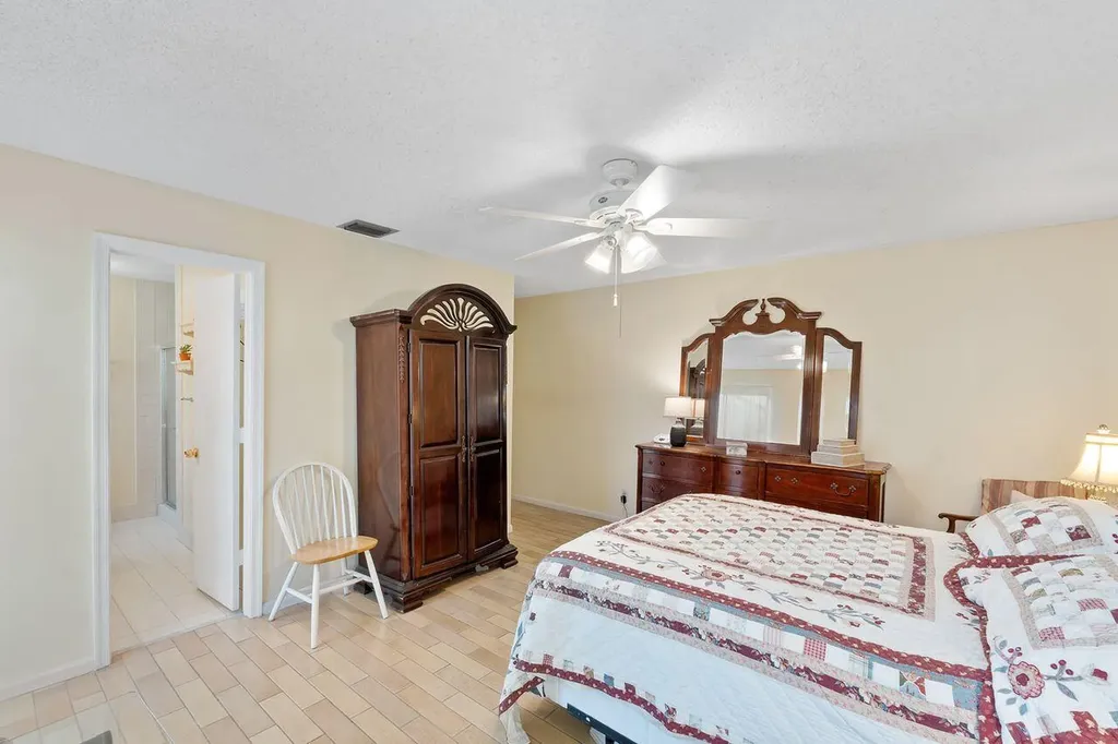 14915 Peppermill Lane Delray Beach FL 33484