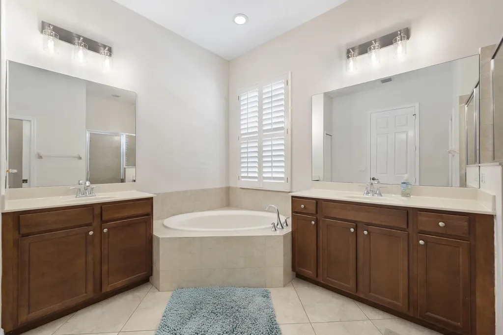 10117 SW Canossa Way Port St Lucie FL 34986