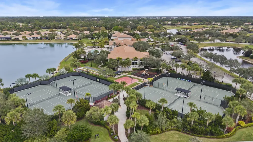 10117 SW Canossa Way Port St Lucie FL 34986