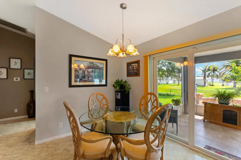 4025 SW Kadlic Street Port St Lucie FL 34953