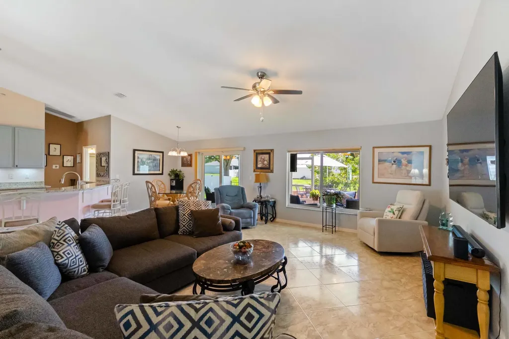 4025 SW Kadlic Street Port St Lucie FL 34953