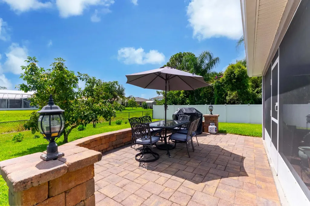 4025 SW Kadlic Street Port St Lucie FL 34953