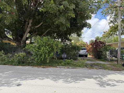 2021 NW 87th Street Miami FL 33147