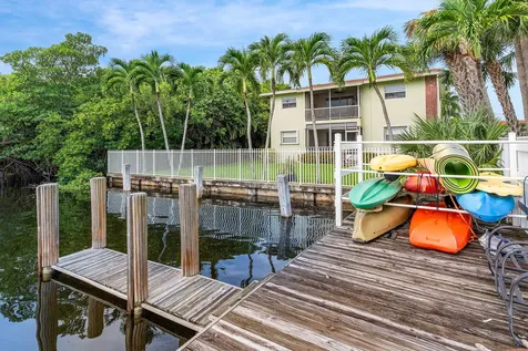 689 NE 6th Court Boynton Beach FL 33435