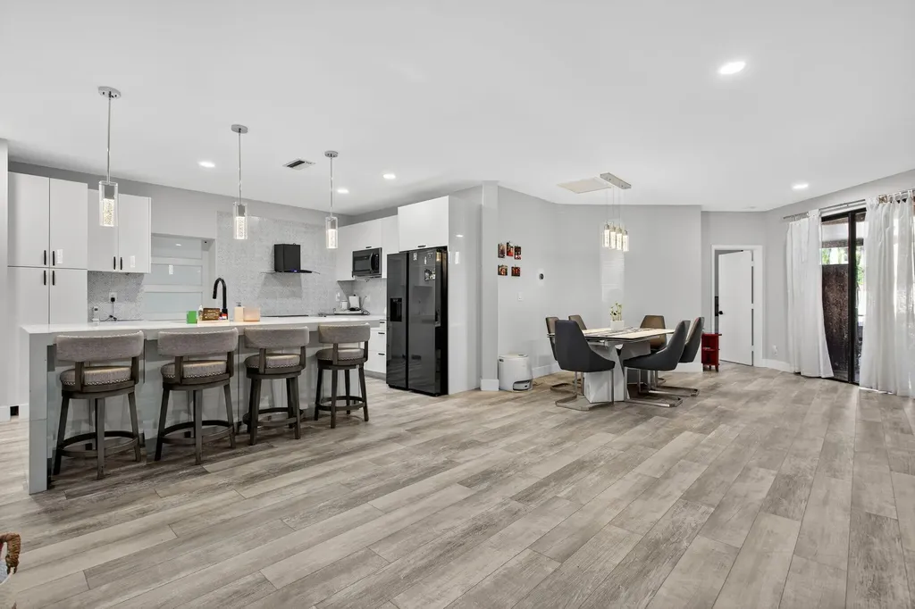 11910 Glenmore Drive Coral Springs FL 33071